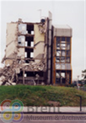 TH\CT\PI\PR\BRE00134_th.jpg; 1690; ;